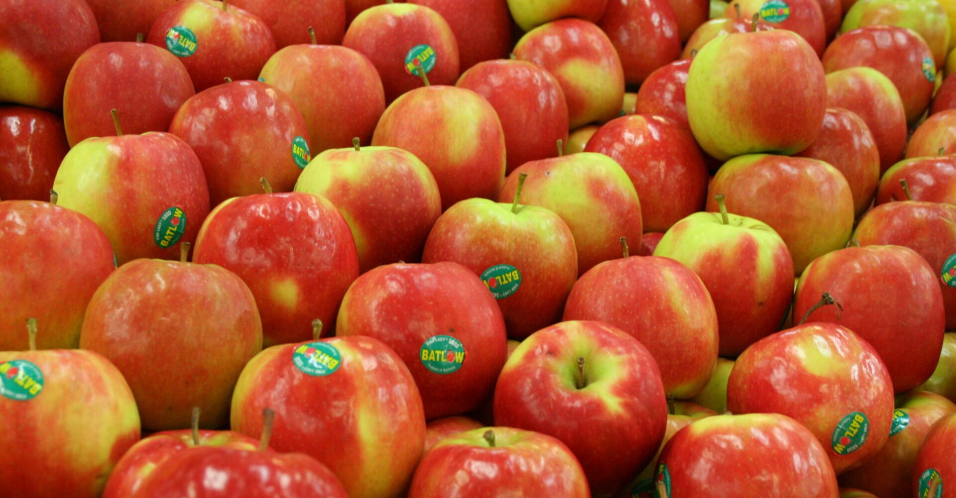 Like apples and oranges:  farm gate v supermarket produce