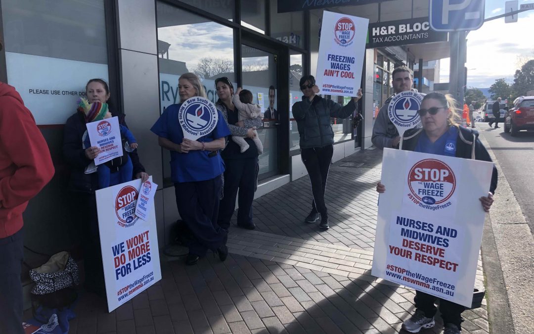 nurses-protesting-wage-freeze